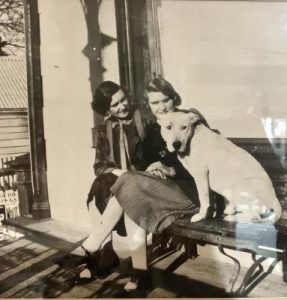 ‘See you at the white dog’