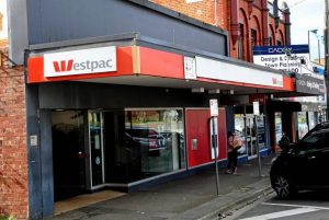 Major banks pull pin on local suburbs, branches to close