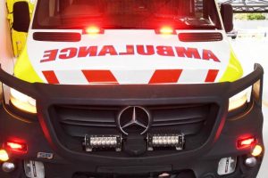 Cyclist taken to hospital after coming off bike in Mount Evelyn