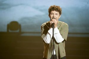 Josh Hannan makes waves on Australian Idol