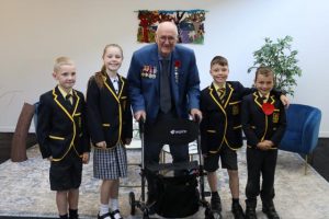 Former commando shares stories with Mooroolbark Grammar for Anzac Day