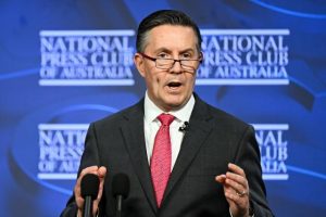 Federal Government commit to crackdown on vaping and smoking