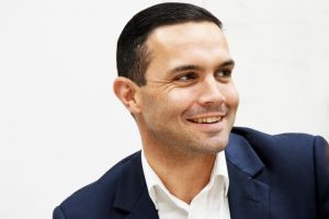 Violi sides with Liberal counterparts in referendum vote
