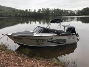 Police searching for boat and trailer stolen from Gilderoy
