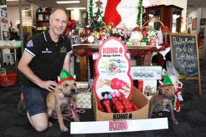Rescue dogs receive Christmas donation